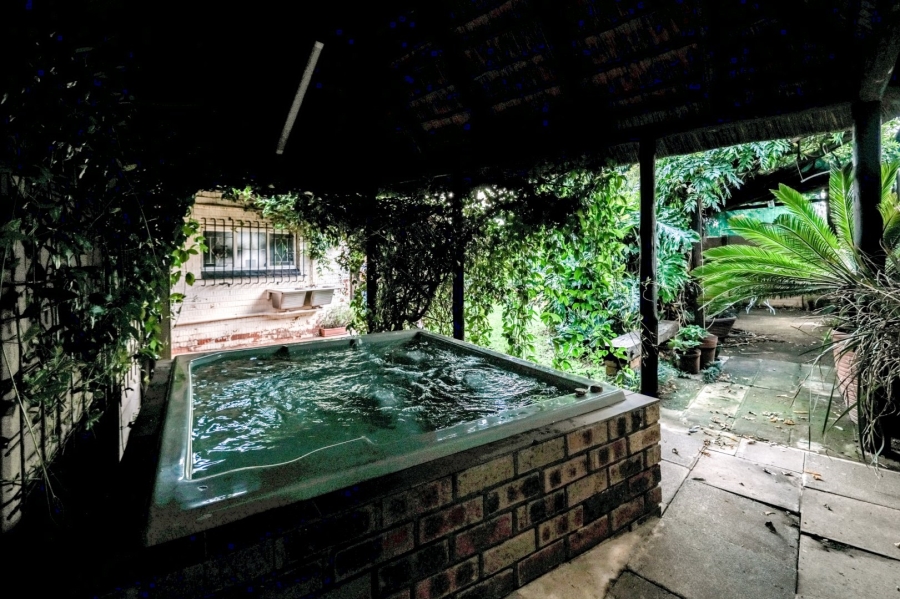 4 Bedroom Property for Sale in Sunnyridge Gauteng