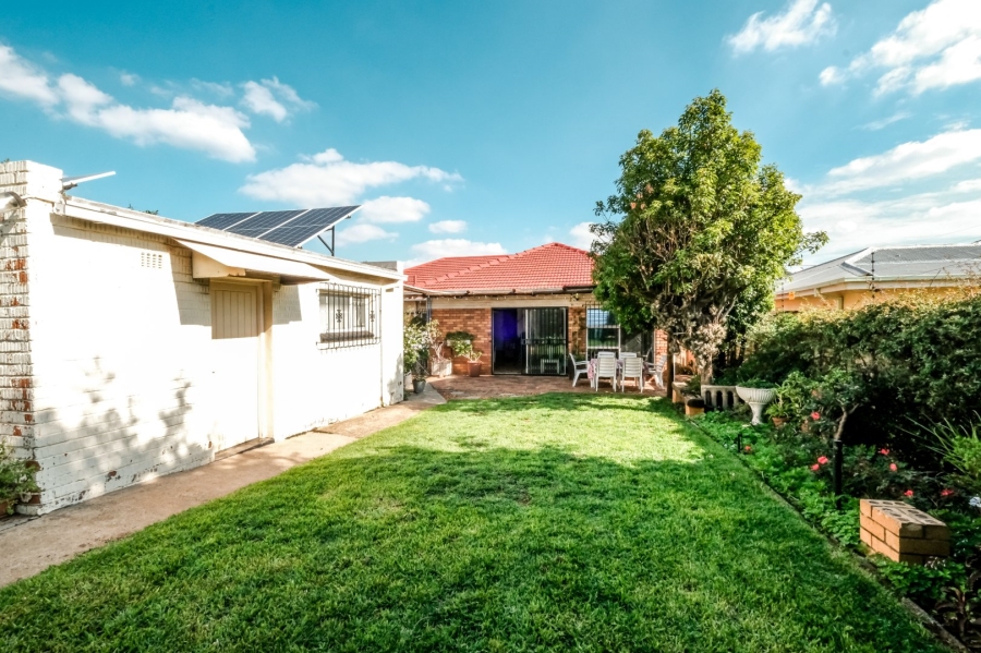 4 Bedroom Property for Sale in Sunnyridge Gauteng