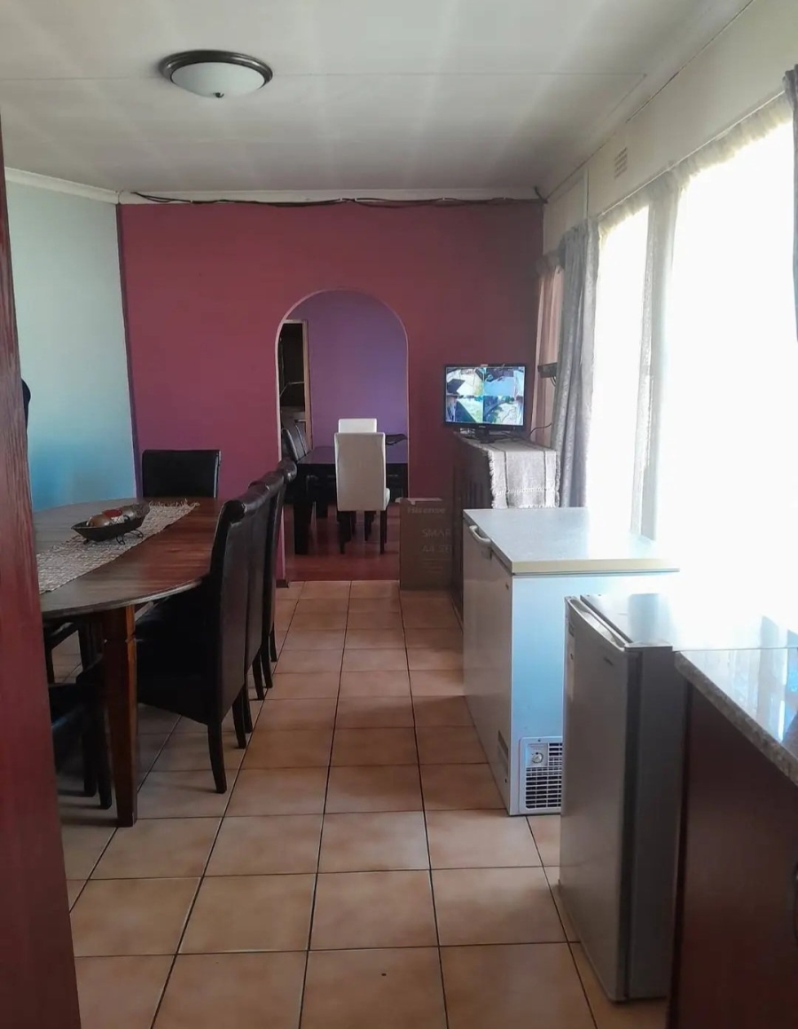 3 Bedroom Property for Sale in Birchleigh North Gauteng
