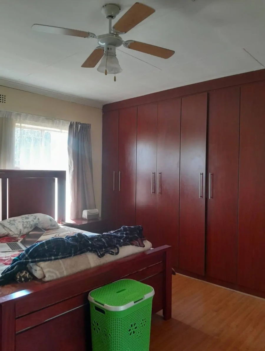 3 Bedroom Property for Sale in Birchleigh North Gauteng