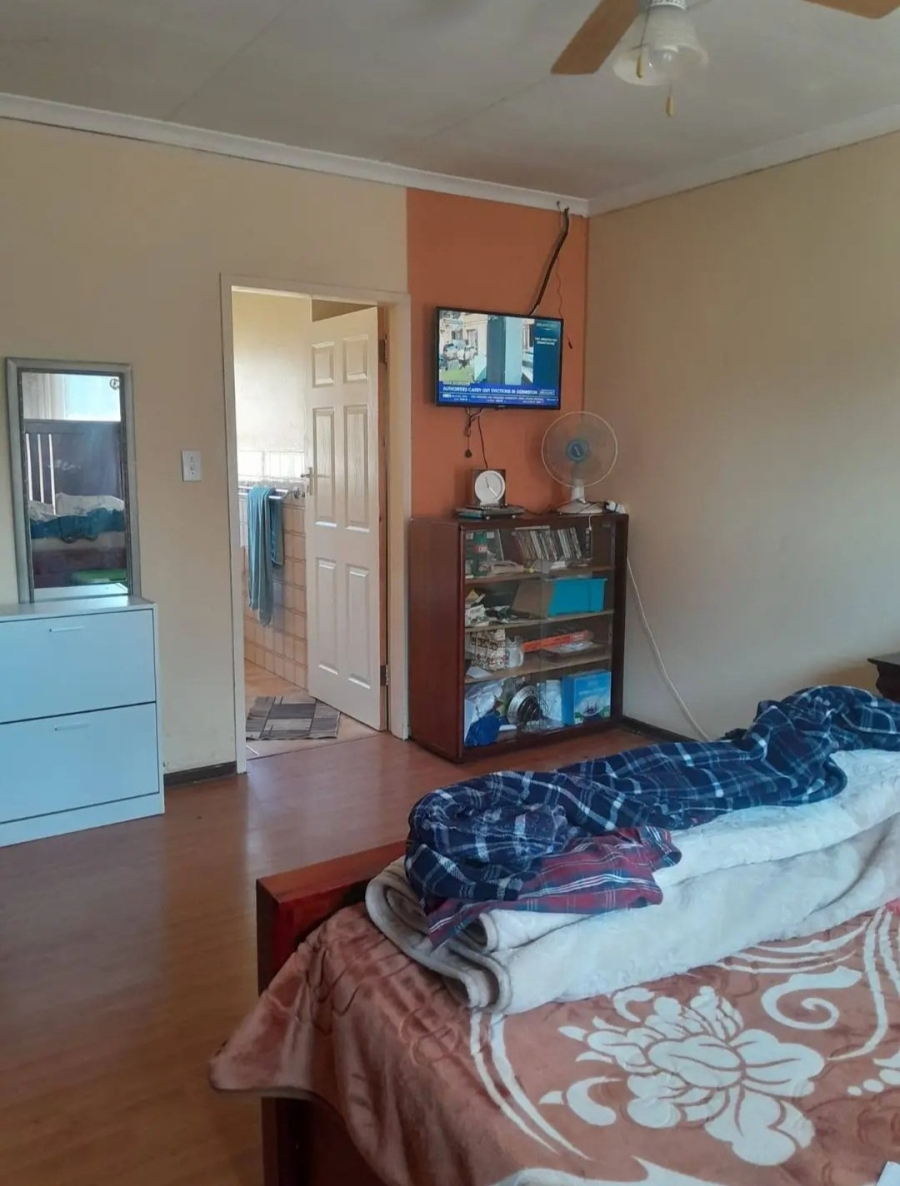 3 Bedroom Property for Sale in Birchleigh North Gauteng