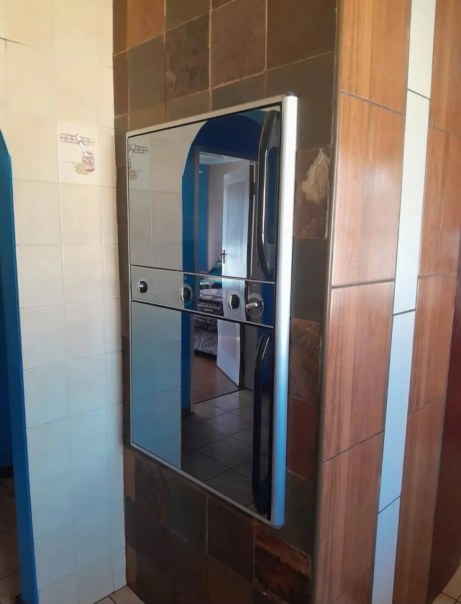 3 Bedroom Property for Sale in Birchleigh North Gauteng