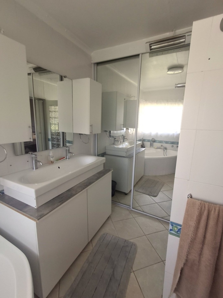 3 Bedroom Property for Sale in Rynfield Gauteng