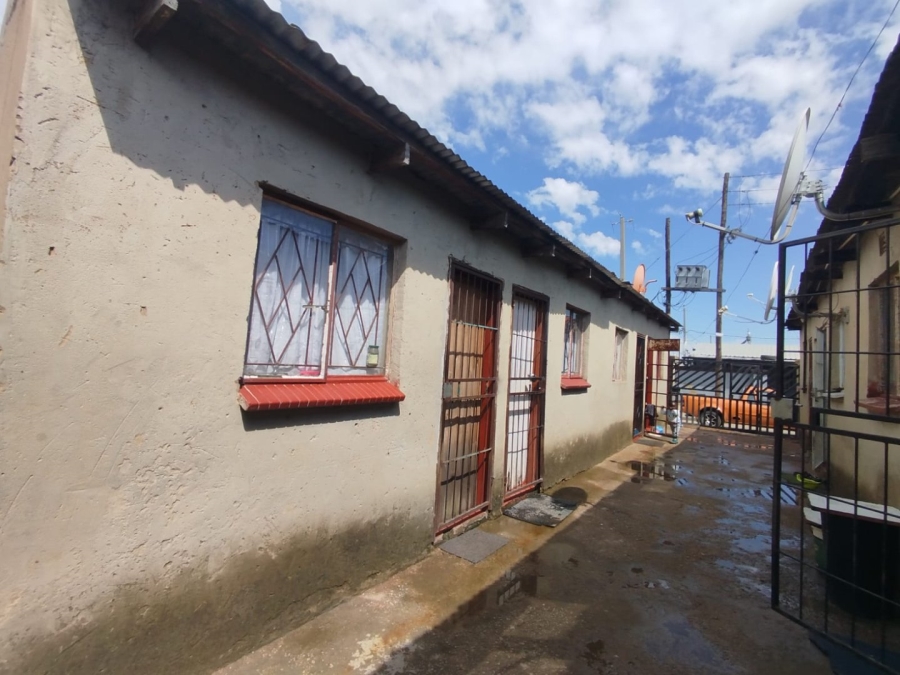 1 Bedroom Property for Sale in Ivory Park Gauteng