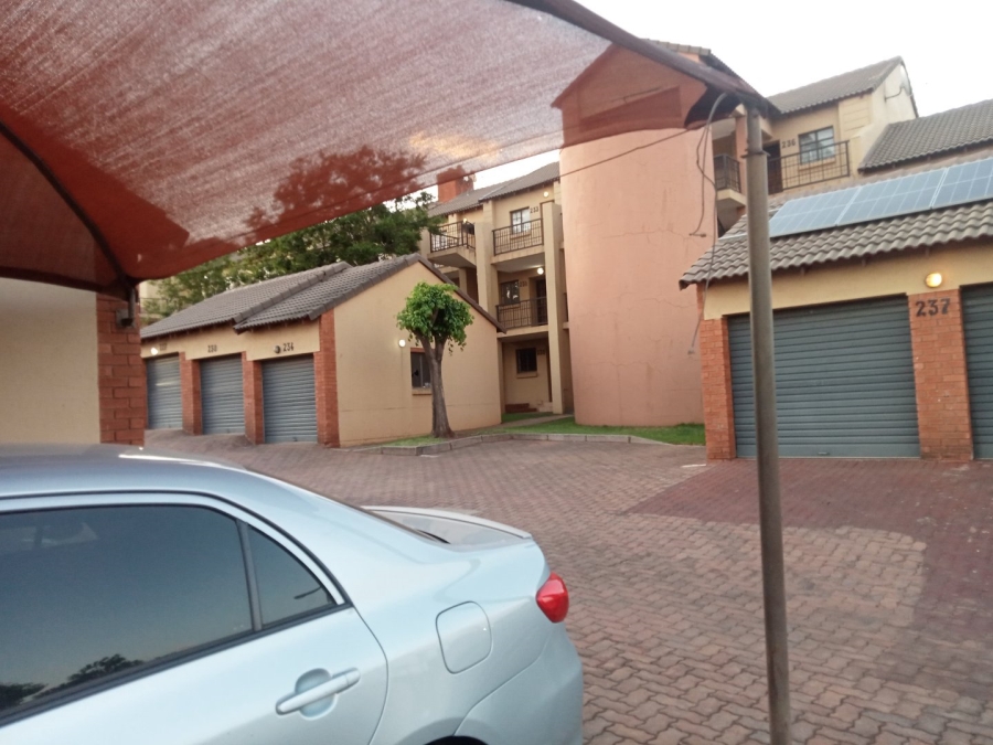 To Let 1 Bedroom Property for Rent in Noordwyk Gauteng