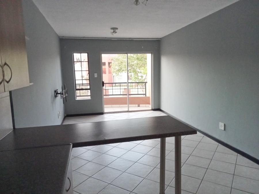 To Let 1 Bedroom Property for Rent in Noordwyk Gauteng