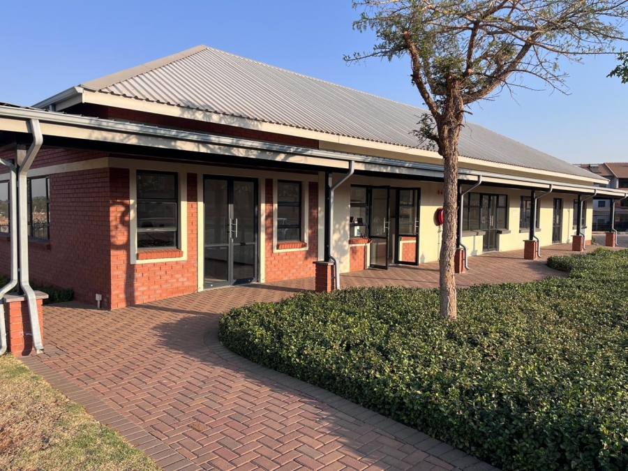 To Let 1 Bedroom Property for Rent in Noordwyk Gauteng