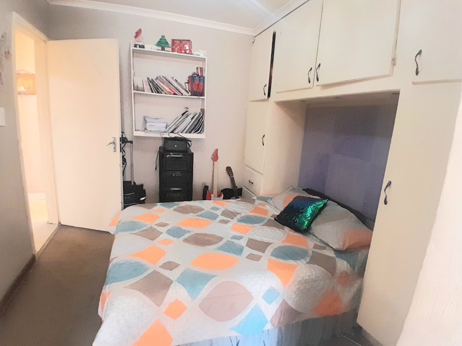 4 Bedroom Property for Sale in Noordwyk Gauteng