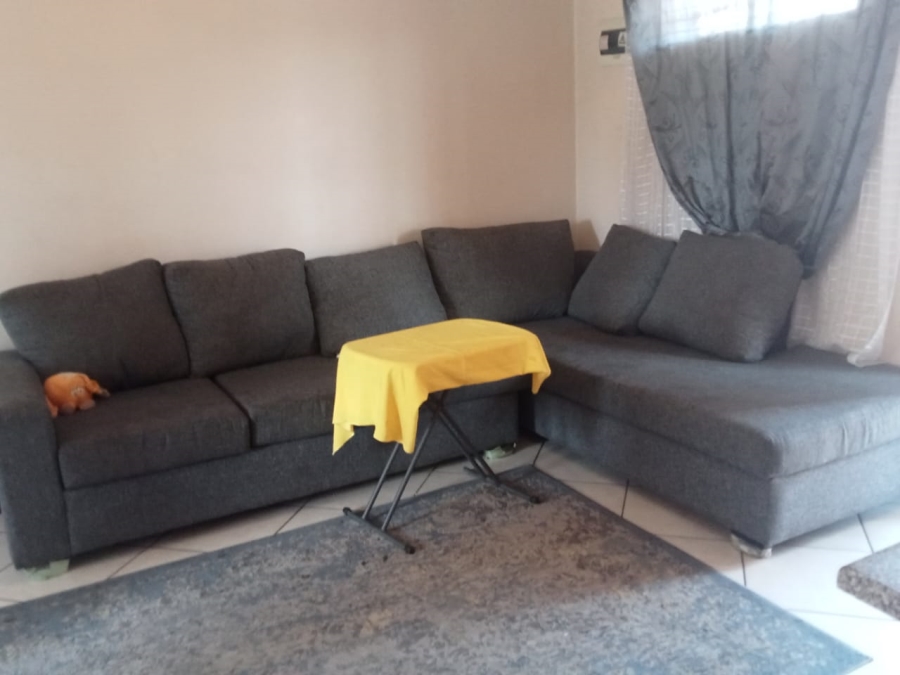2 Bedroom Property for Sale in Noordwyk Gauteng
