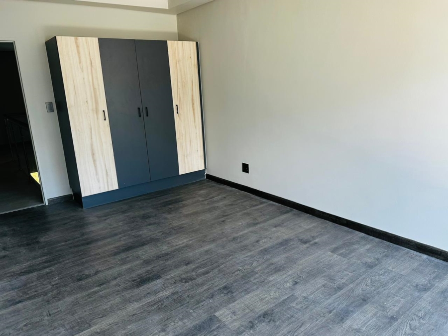 3 Bedroom Property for Sale in Sandown Gauteng