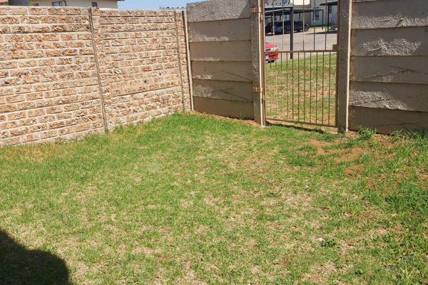 1 Bedroom Property for Sale in Parkrand Gauteng