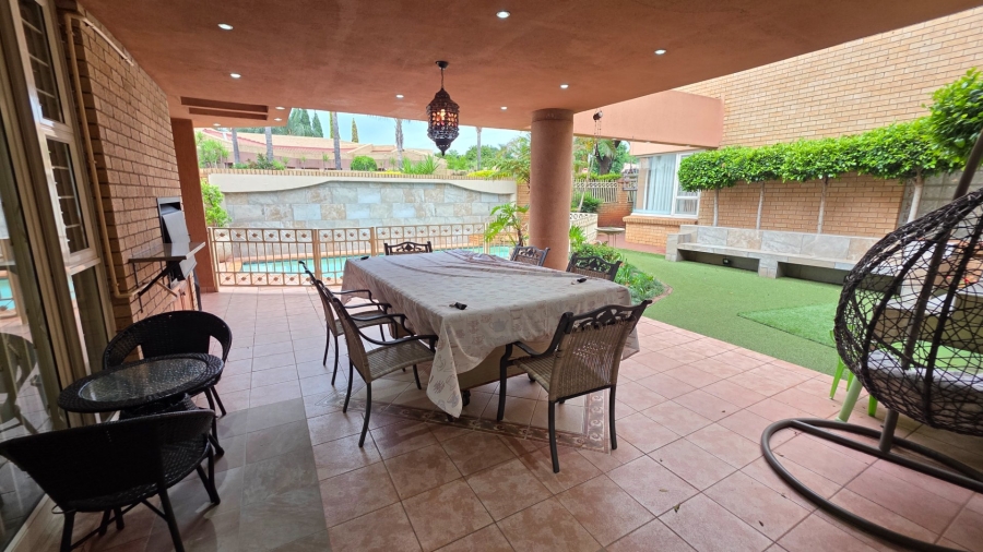 4 Bedroom Property for Sale in Erasmia Gauteng