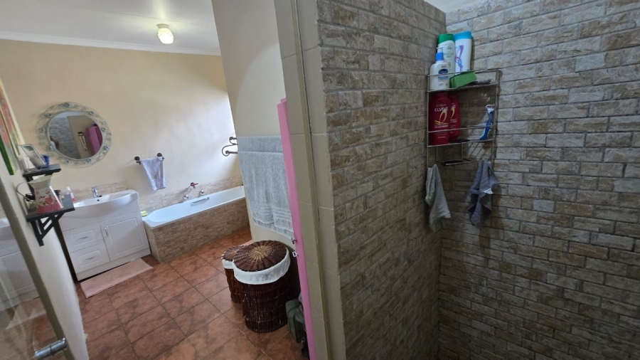 3 Bedroom Property for Sale in The Reeds Gauteng