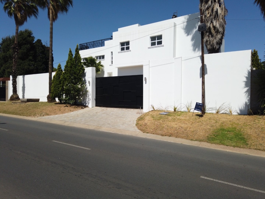 5 Bedroom Property for Sale in River Club Gauteng