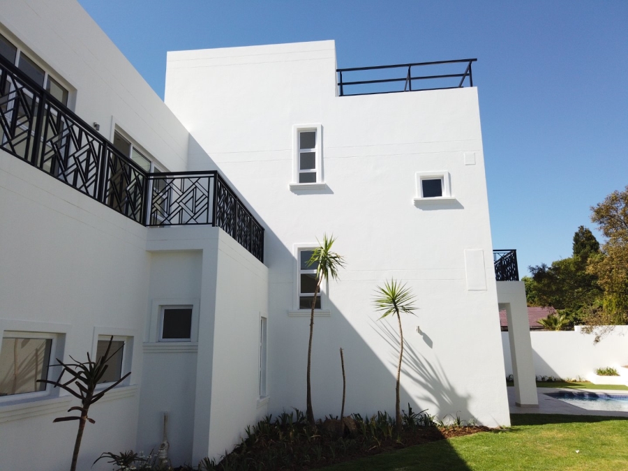 5 Bedroom Property for Sale in River Club Gauteng
