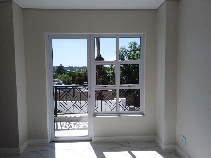 5 Bedroom Property for Sale in River Club Gauteng