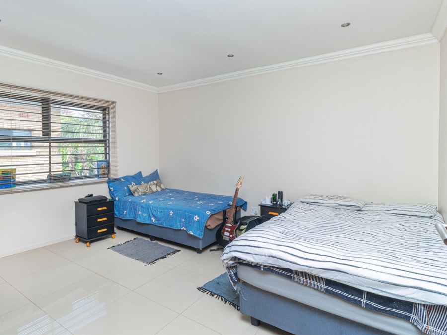 Bedroom Property for Sale in Lenasia Ext 5 Gauteng