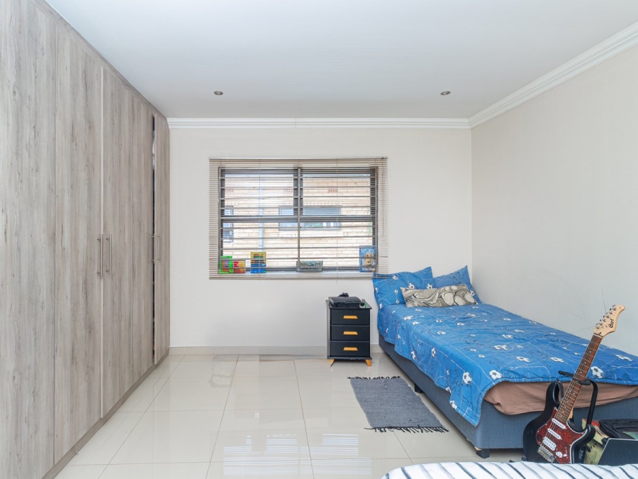  Bedroom Property for Sale in Lenasia Ext 5 Gauteng