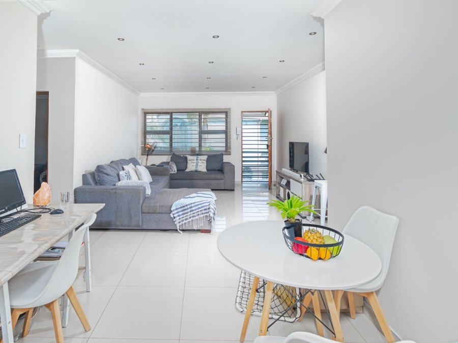  Bedroom Property for Sale in Lenasia Ext 5 Gauteng