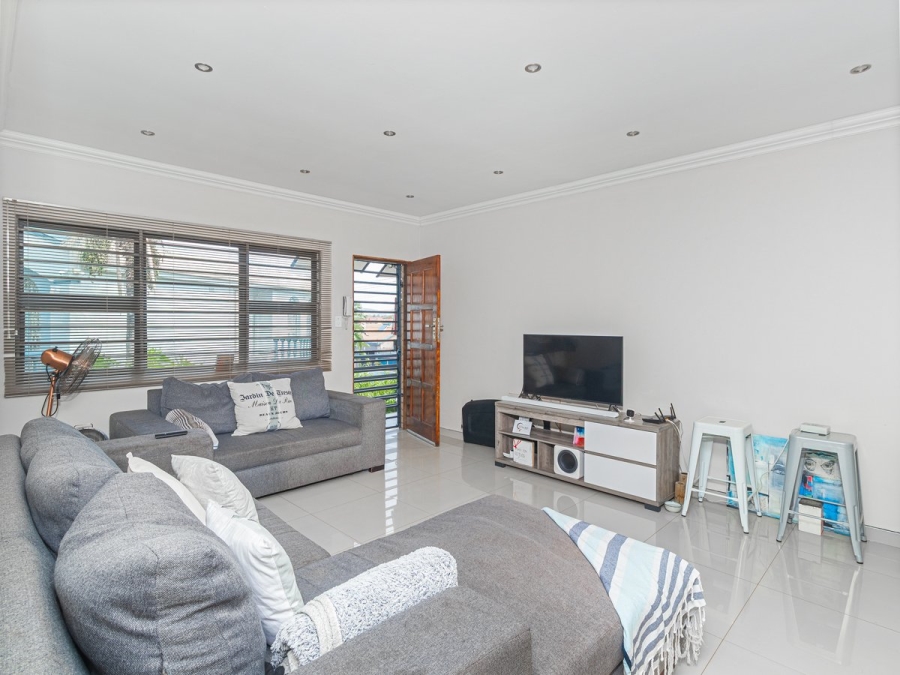  Bedroom Property for Sale in Lenasia Ext 5 Gauteng