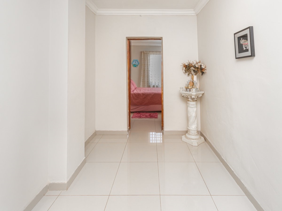  Bedroom Property for Sale in Lenasia Ext 5 Gauteng