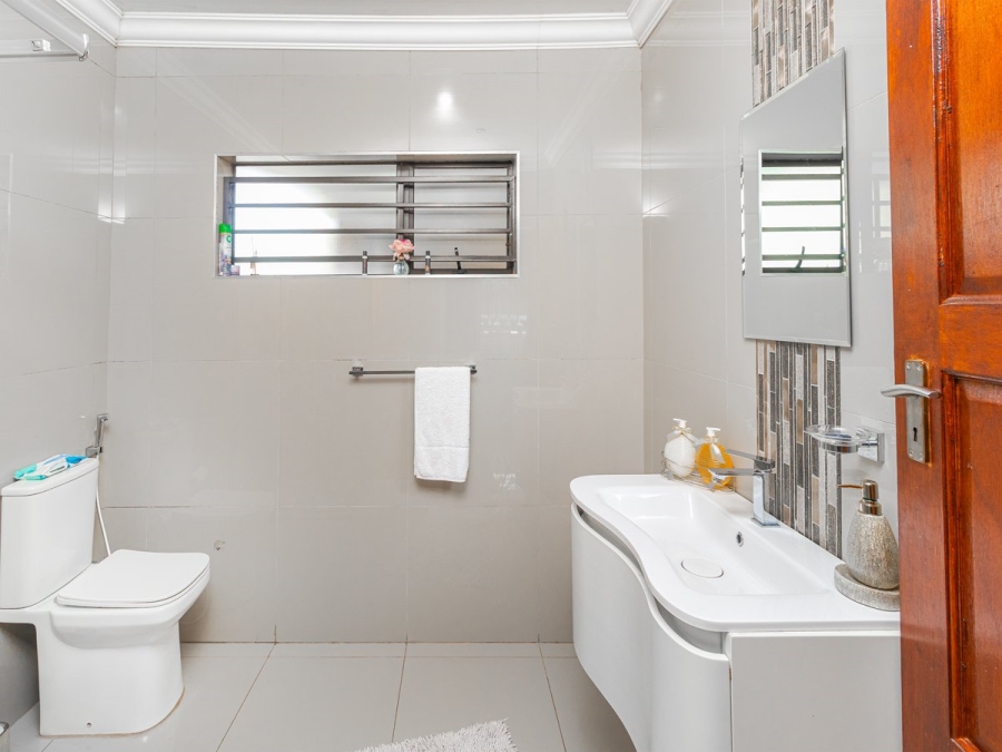  Bedroom Property for Sale in Lenasia Ext 5 Gauteng