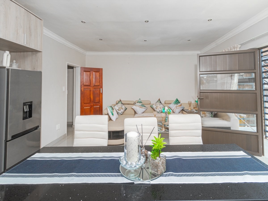  Bedroom Property for Sale in Lenasia Ext 5 Gauteng