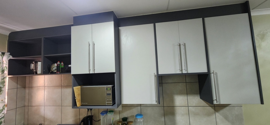 To Let 2 Bedroom Property for Rent in Rynfield A H Gauteng