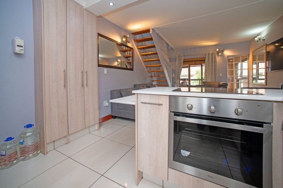 2 Bedroom Property for Sale in Bedfordview Gauteng