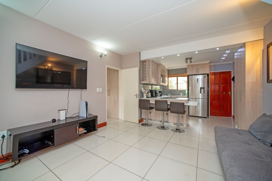 2 Bedroom Property for Sale in Bedfordview Gauteng