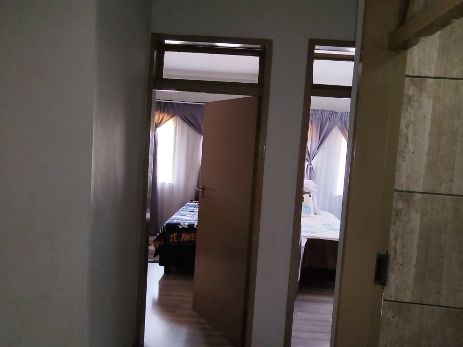 To Let 3 Bedroom Property for Rent in Gezina Gauteng