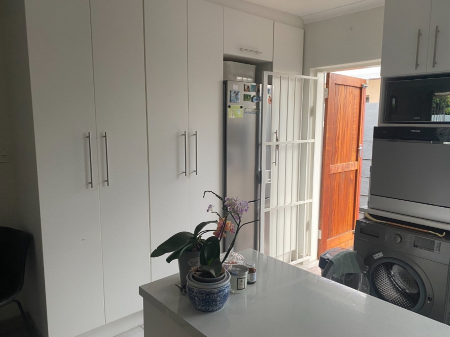 1 Bedroom Property for Sale in Villieria Gauteng