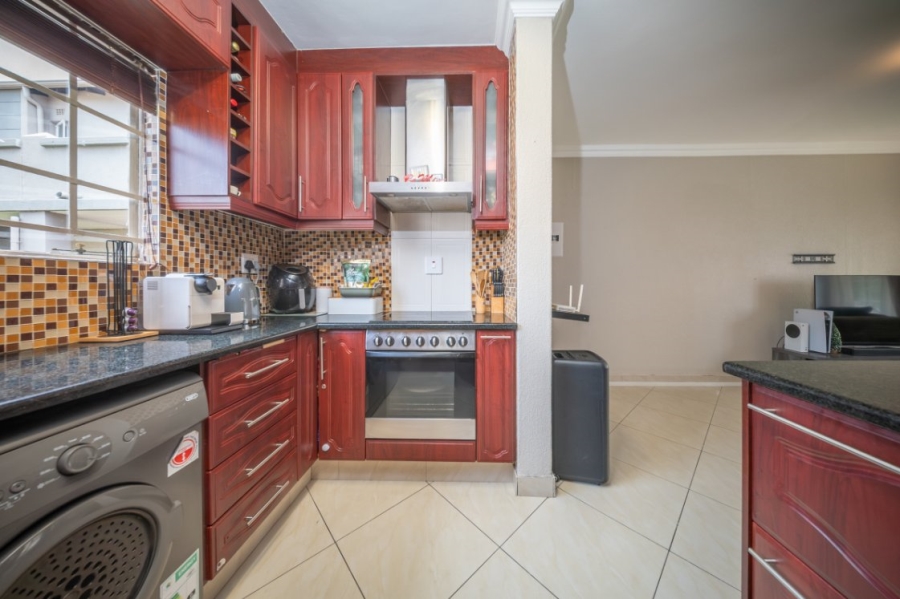 2 Bedroom Property for Sale in Eden Glen Gauteng