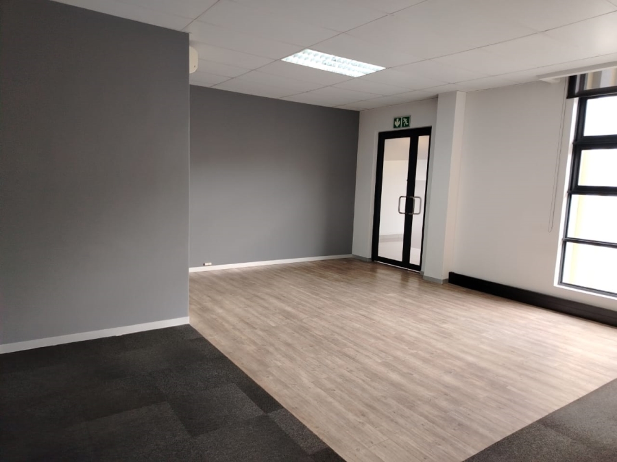 To Let commercial Property for Rent in Gallagher Estate Gauteng