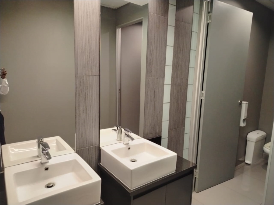 To Let commercial Property for Rent in Gallagher Estate Gauteng