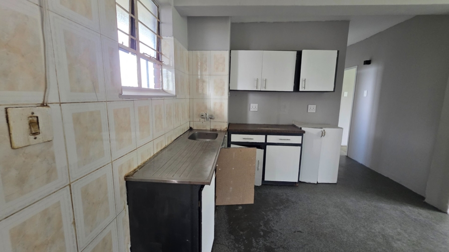 To Let 3 Bedroom Property for Rent in Laudium Gauteng
