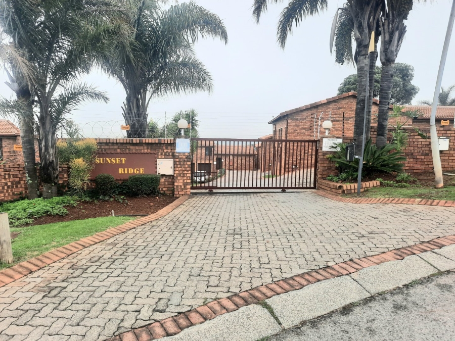 2 Bedroom Property for Sale in Rangeview Gauteng