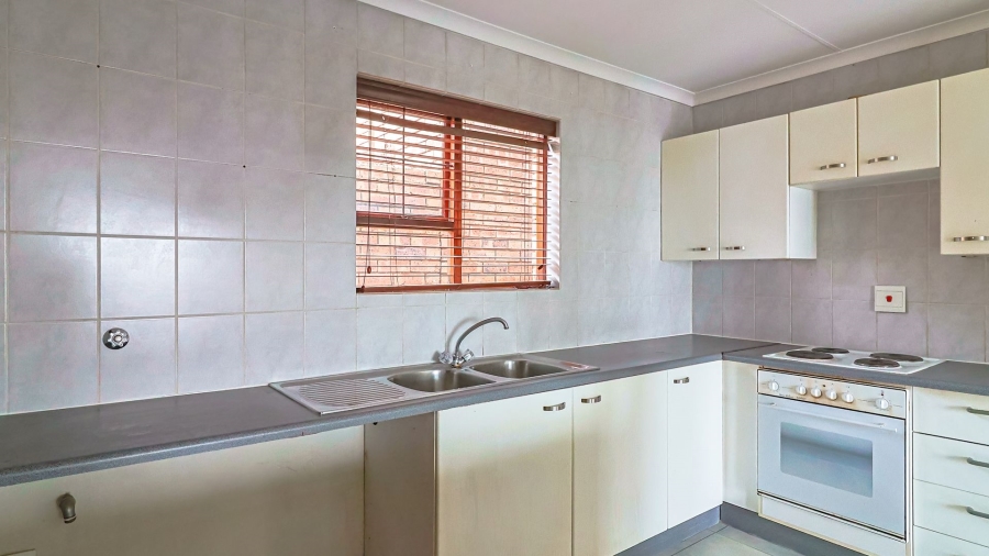 2 Bedroom Property for Sale in Rangeview Gauteng