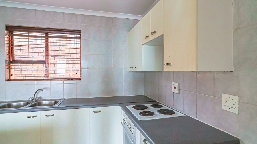 2 Bedroom Property for Sale in Rangeview Gauteng