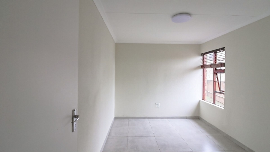 2 Bedroom Property for Sale in Rangeview Gauteng