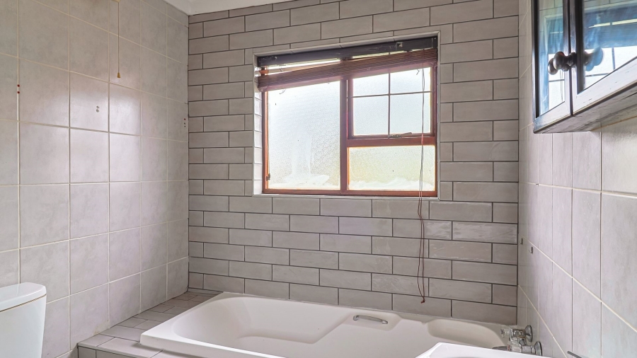 2 Bedroom Property for Sale in Rangeview Gauteng