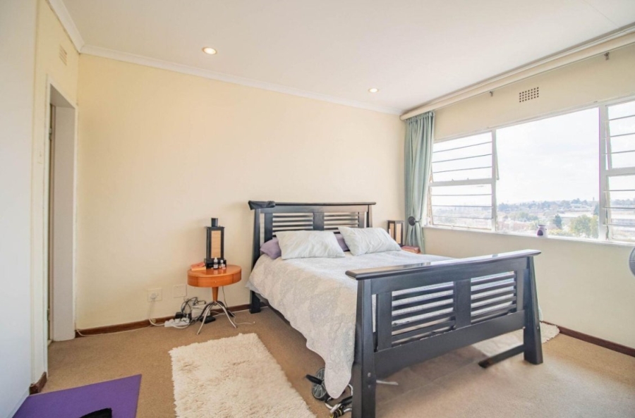 3 Bedroom Property for Sale in Corlett Gardens Gauteng