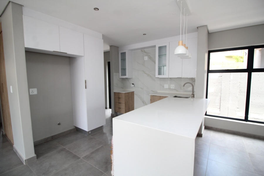 4 Bedroom Property for Sale in Thatchfield Hills Gauteng