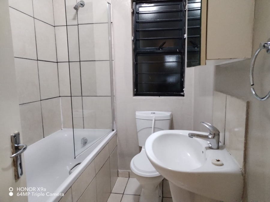 To Let 2 Bedroom Property for Rent in The Stewards Gauteng