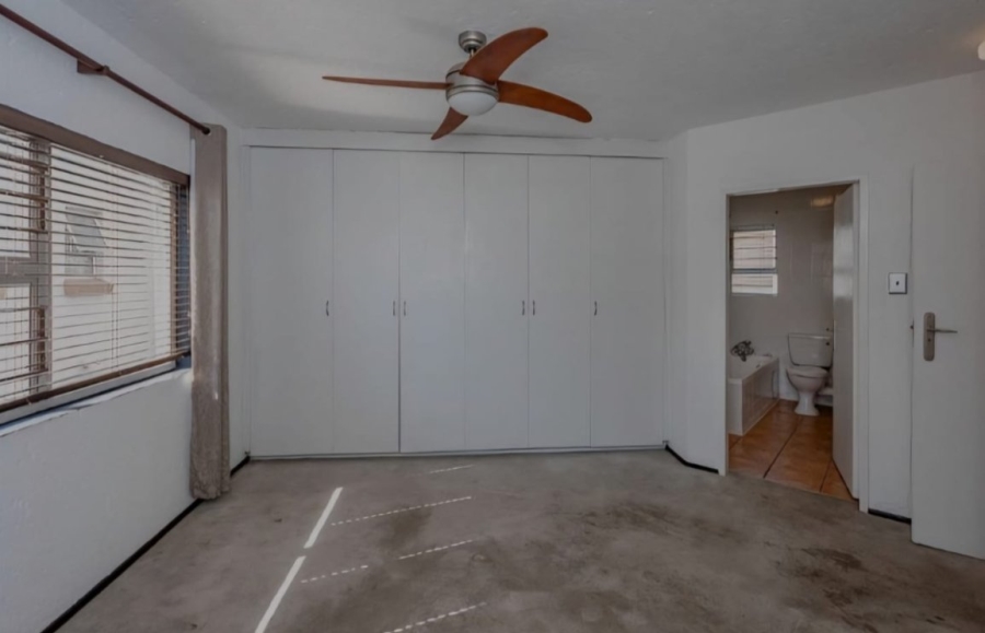 1 Bedroom Property for Sale in Bedfordview Gauteng