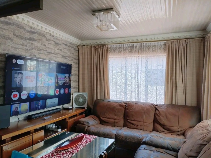 2 Bedroom Property for Sale in Soshanguve East Ext 4 Gauteng