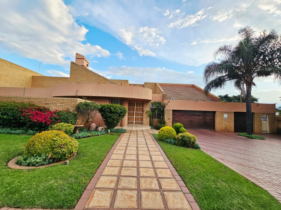4 Bedroom Property for Sale in Erasmia Gauteng