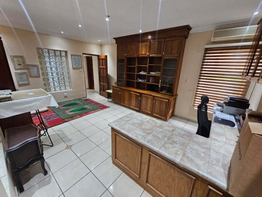 4 Bedroom Property for Sale in Erasmia Gauteng