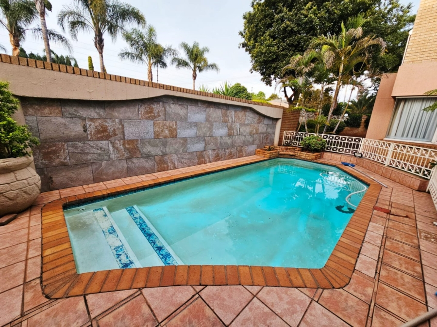 4 Bedroom Property for Sale in Erasmia Gauteng