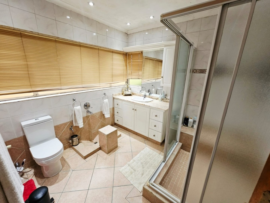 4 Bedroom Property for Sale in Erasmia Gauteng